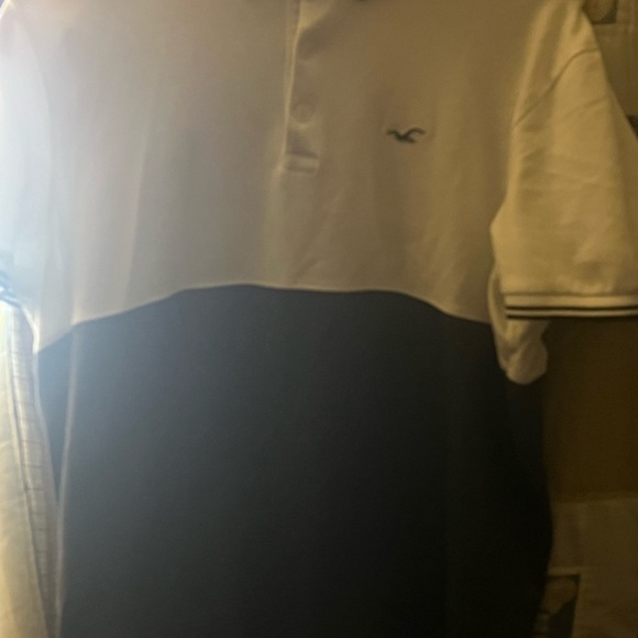 Hollister Other - Preowned Hollister Men’s White and Navy Colorblock Polo Size Small .